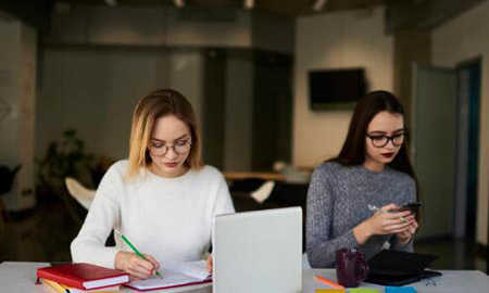 英语培训班多少钱一年_清华大学姚班vs钱班_培训儿童班英语